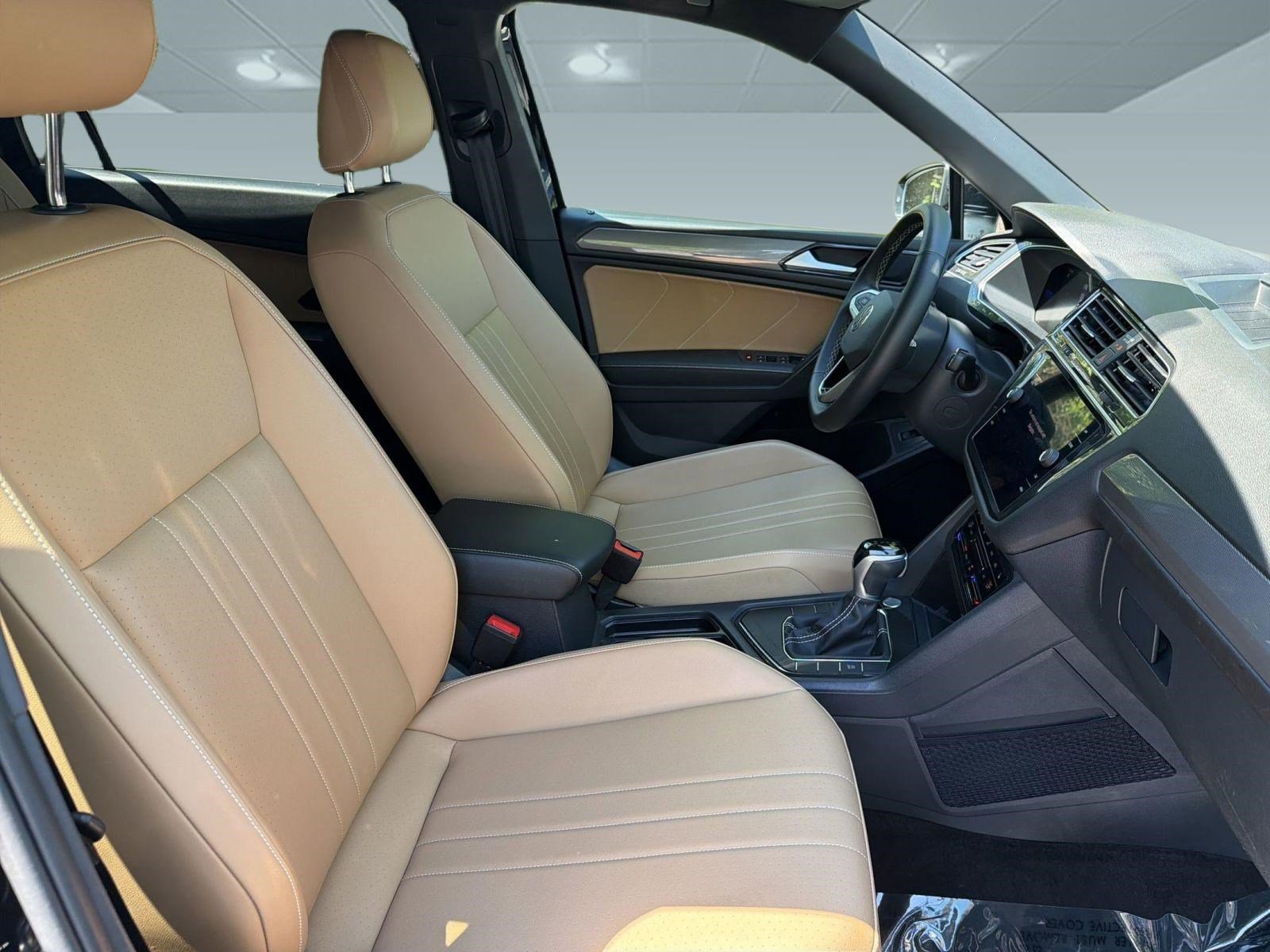 Used 2023 Volkswagen Tiguan SE FWD image 29