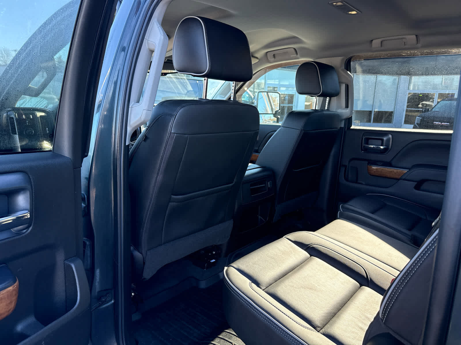 Used 2019 Chevrolet Silverado 2500 High Country w/ Snow Plow Prep Package image 20