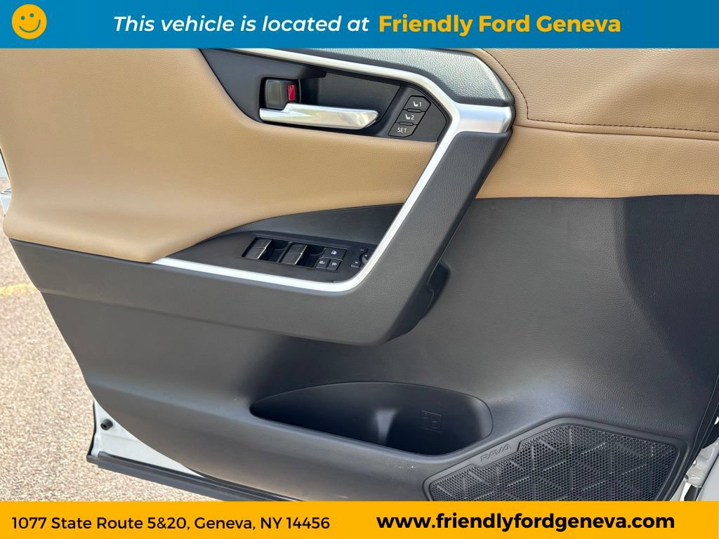 Used 2025 Toyota RAV4 Limited w/ Advanced Technology Package AWD/4WD image 19