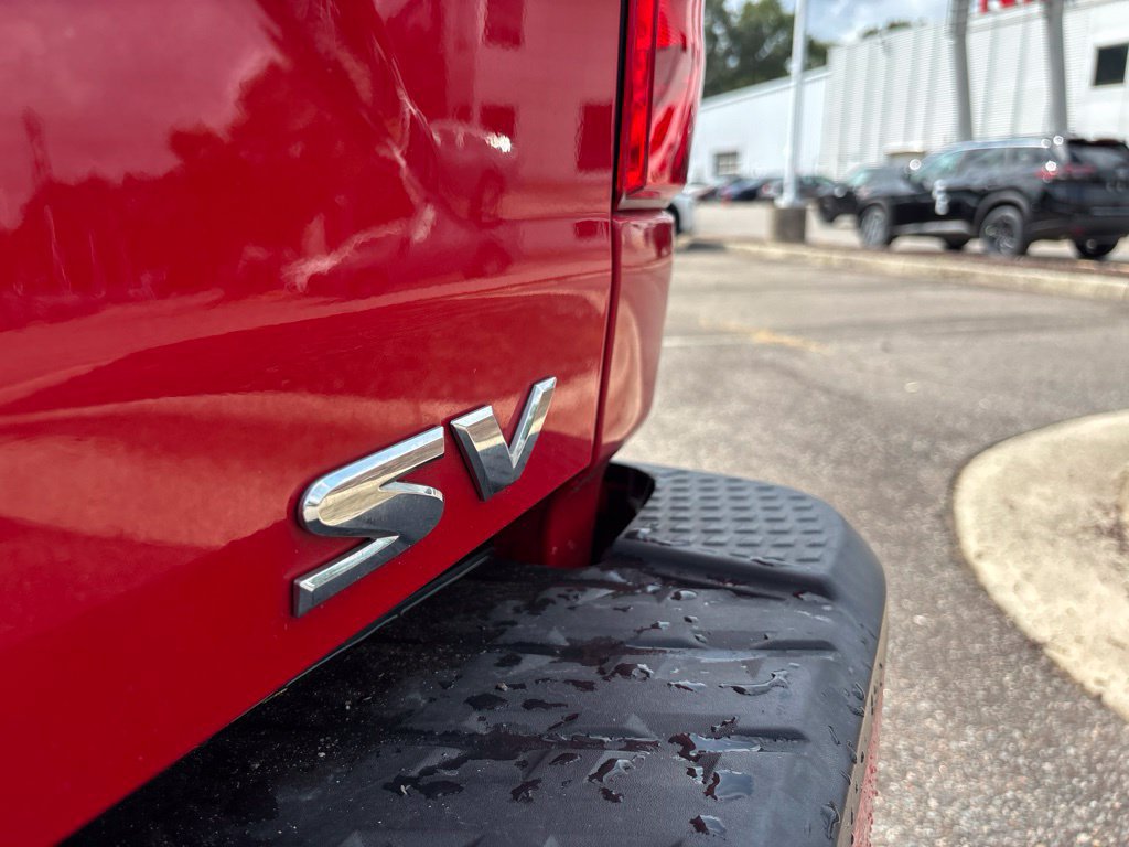 Used 2022 Nissan Titan SV RWD image 16