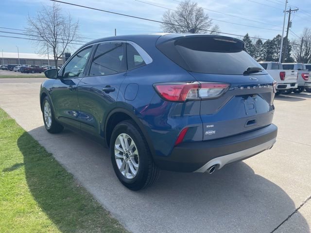 Used 2022 Ford Escape SE w/ Convenience Package image 2