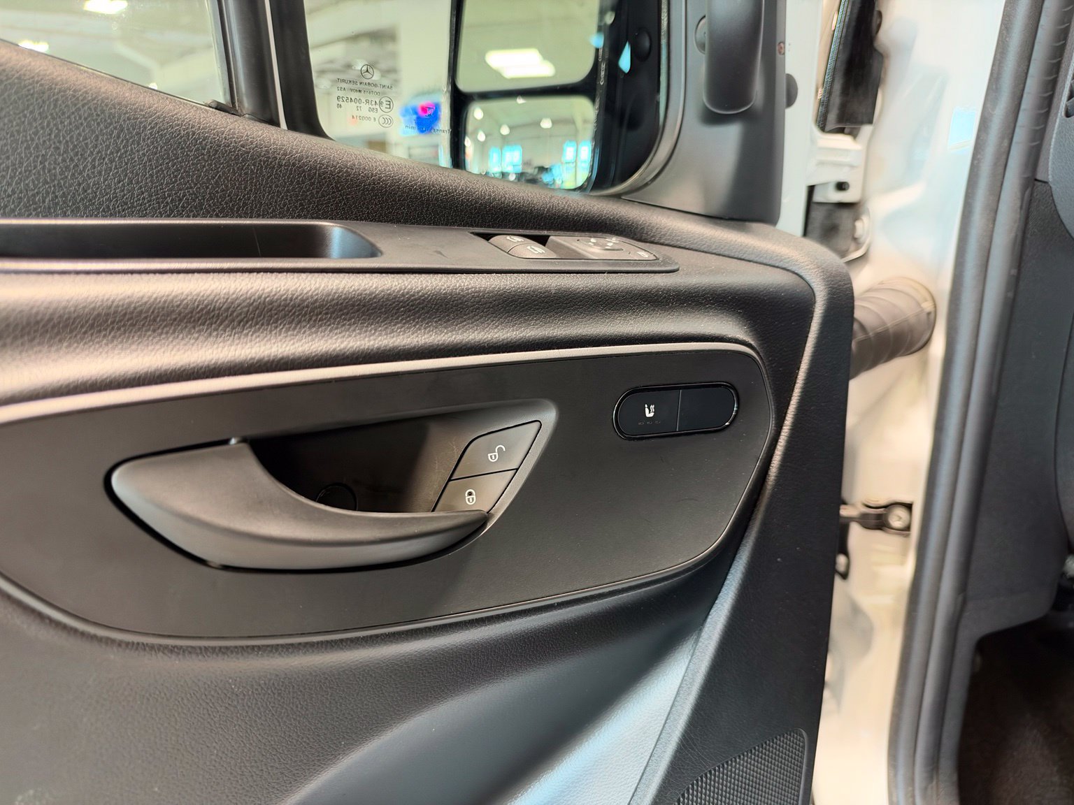 Used 2026 Mercedes-Benz Sprinter 2500 image 12