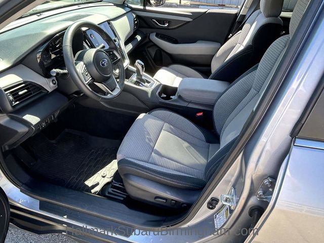 Used 2025 Subaru Outback Premium w/ Popular Package #1A image 13