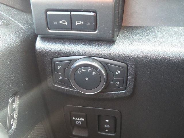 Used 2018 Ford F150 XLT w/ Equipment Group 302A Luxury AWD/4WD image 23
