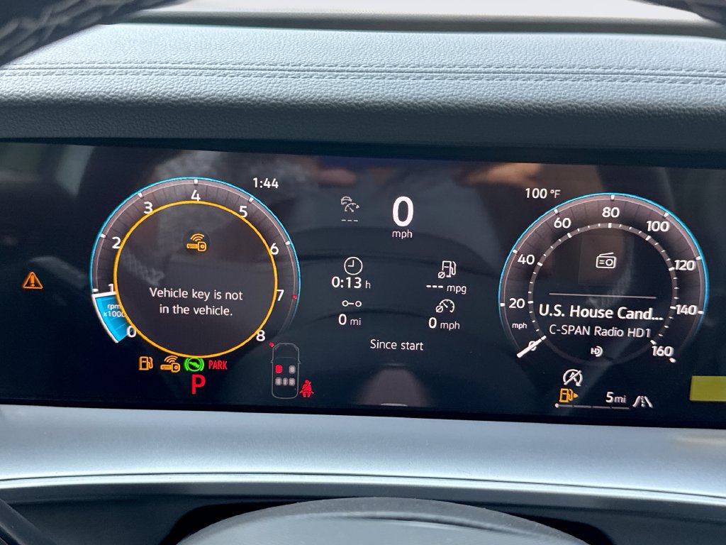 New 2026 Volkswagen Tiguan SE AWD/4WD image 10