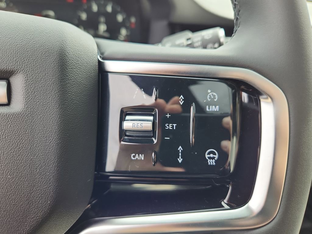 New 2026 Land Rover Discovery Sport Landmark image 20