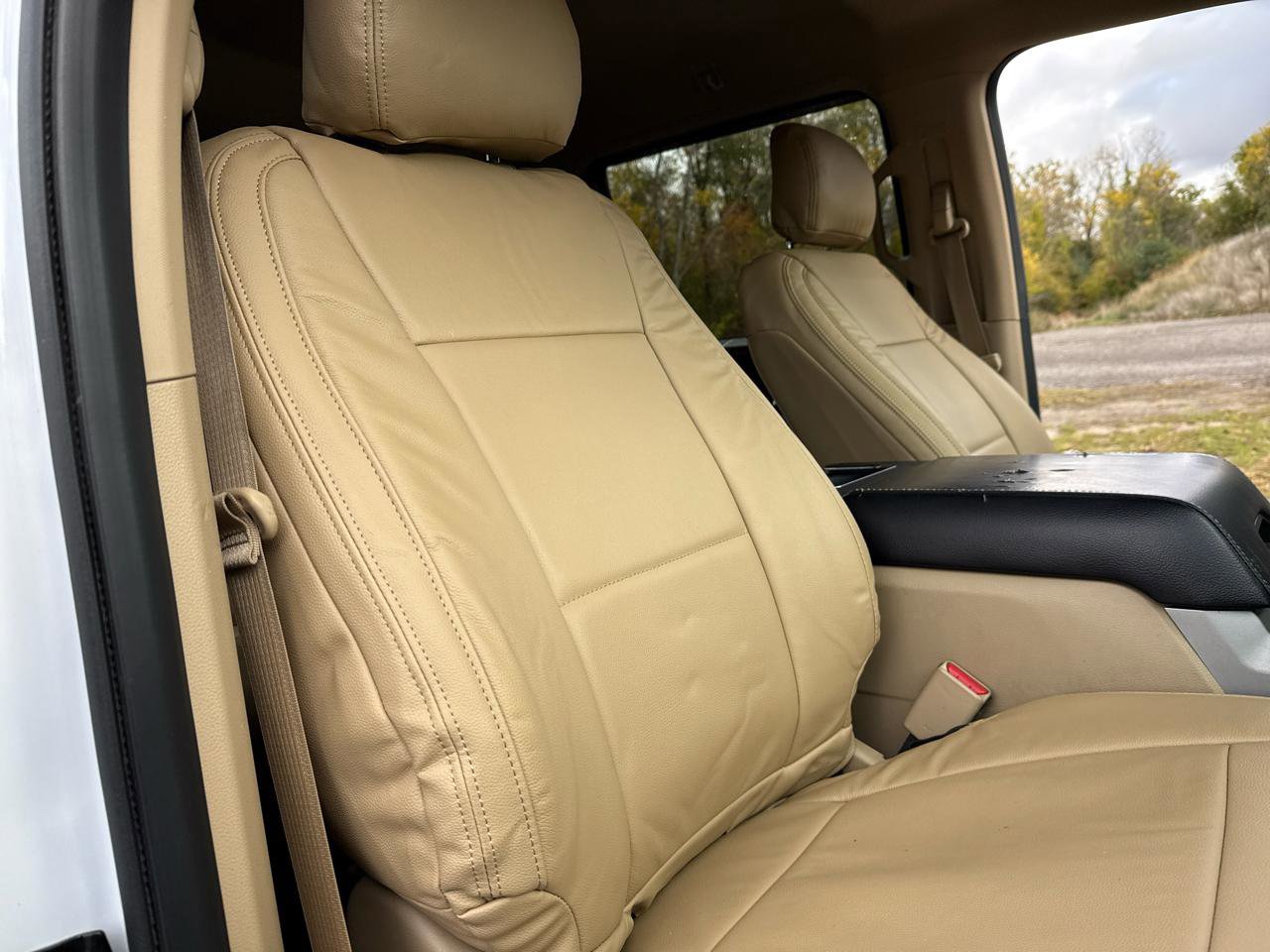 Used 2017 Ford F350 Lariat w/ Snow Plow Prep Package image 27