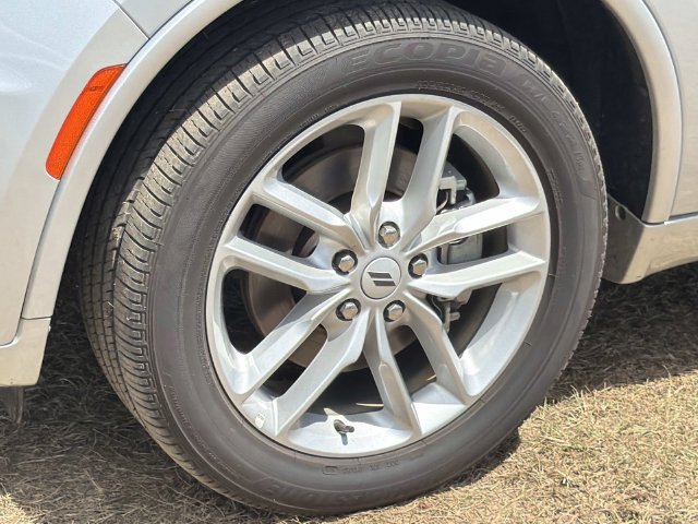 Used 2025 Dodge Durango GT AWD/4WD image 12