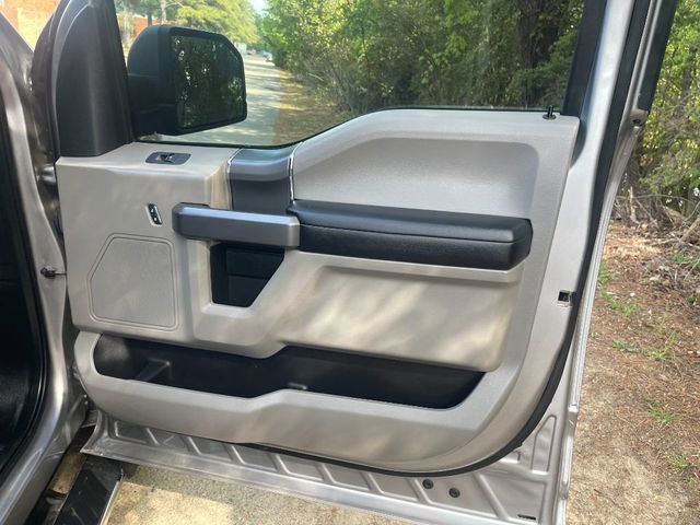 Used 2020 Ford F150 XLT w/ Equipment Group 302A Luxury image 3