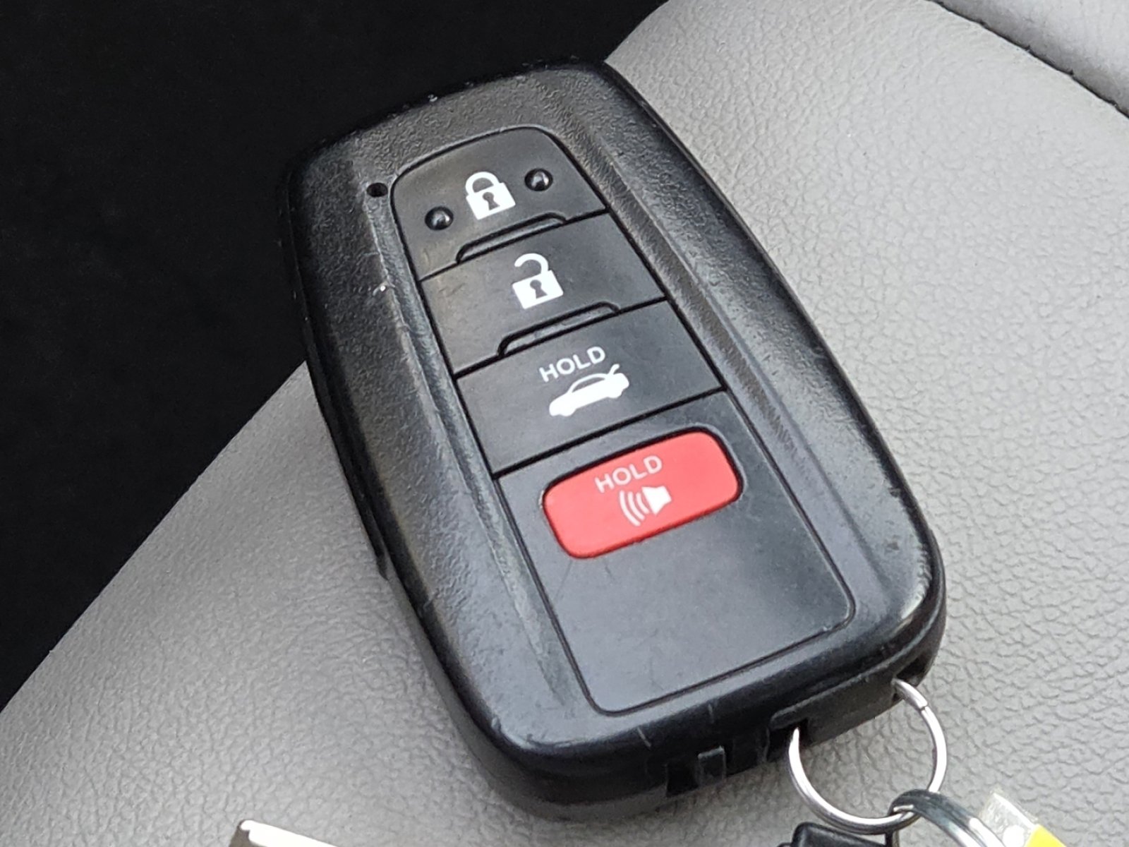 Used 2023 Toyota Camry XSE image 33