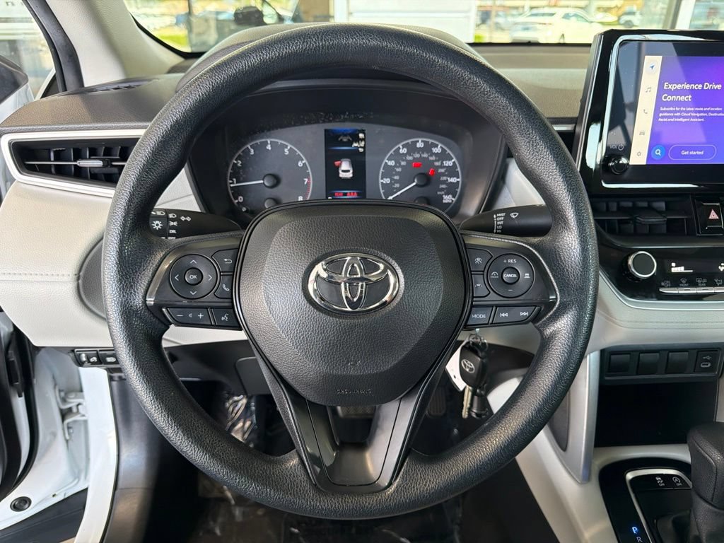 Used 2024 Toyota Corolla Cross L FWD image 21