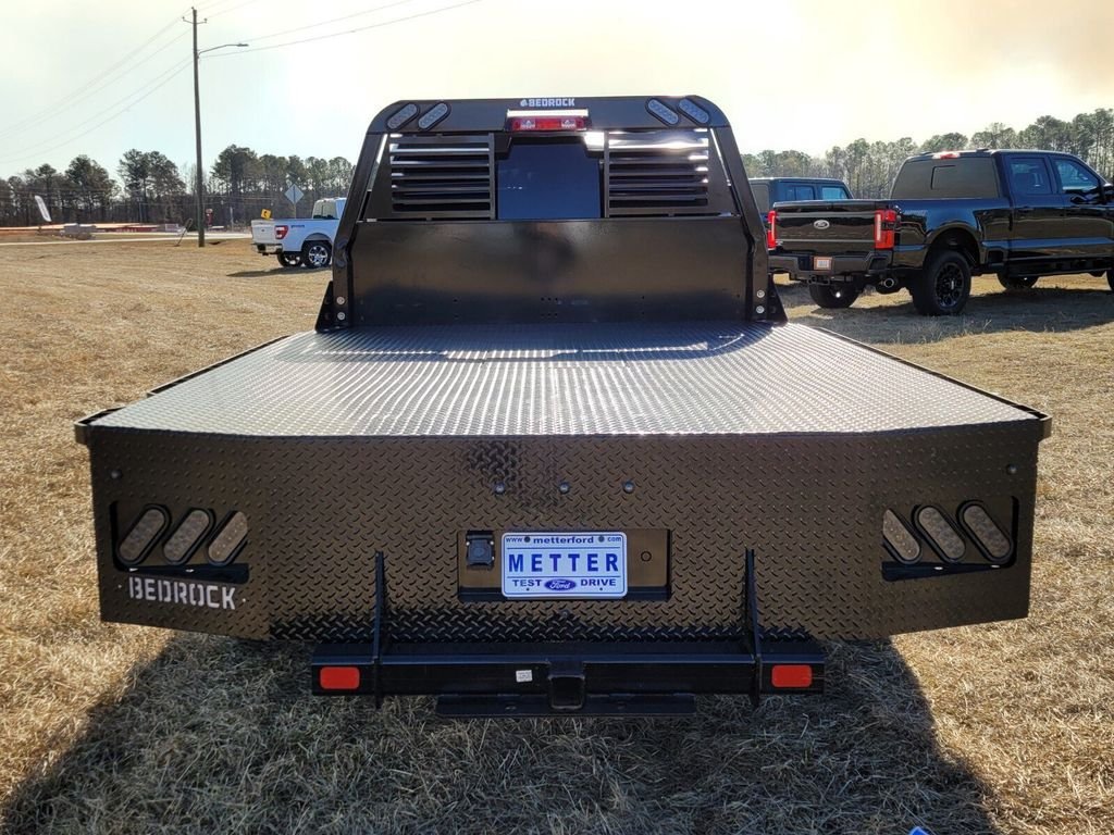 Used 2025 RAM 3500 Tradesman w/ Chrome Appearance Group AWD/4WD image 9