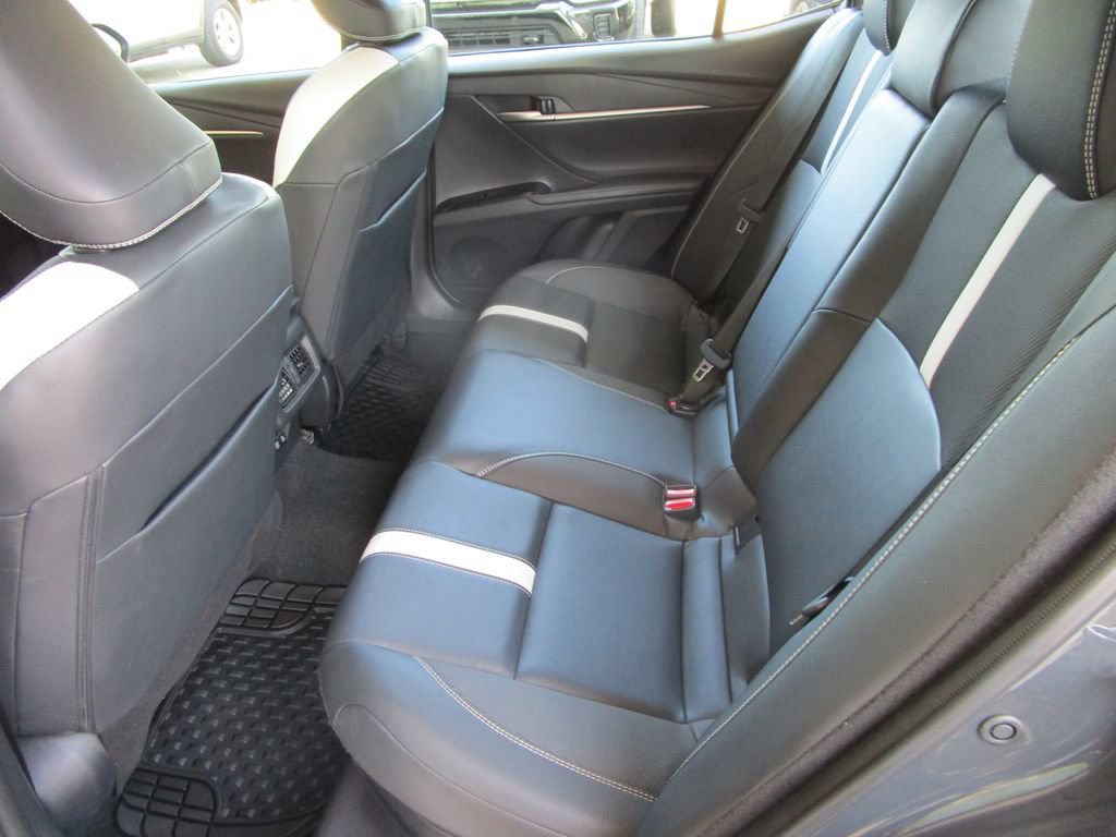 Used 2025 Toyota Camry SE FWD image 17