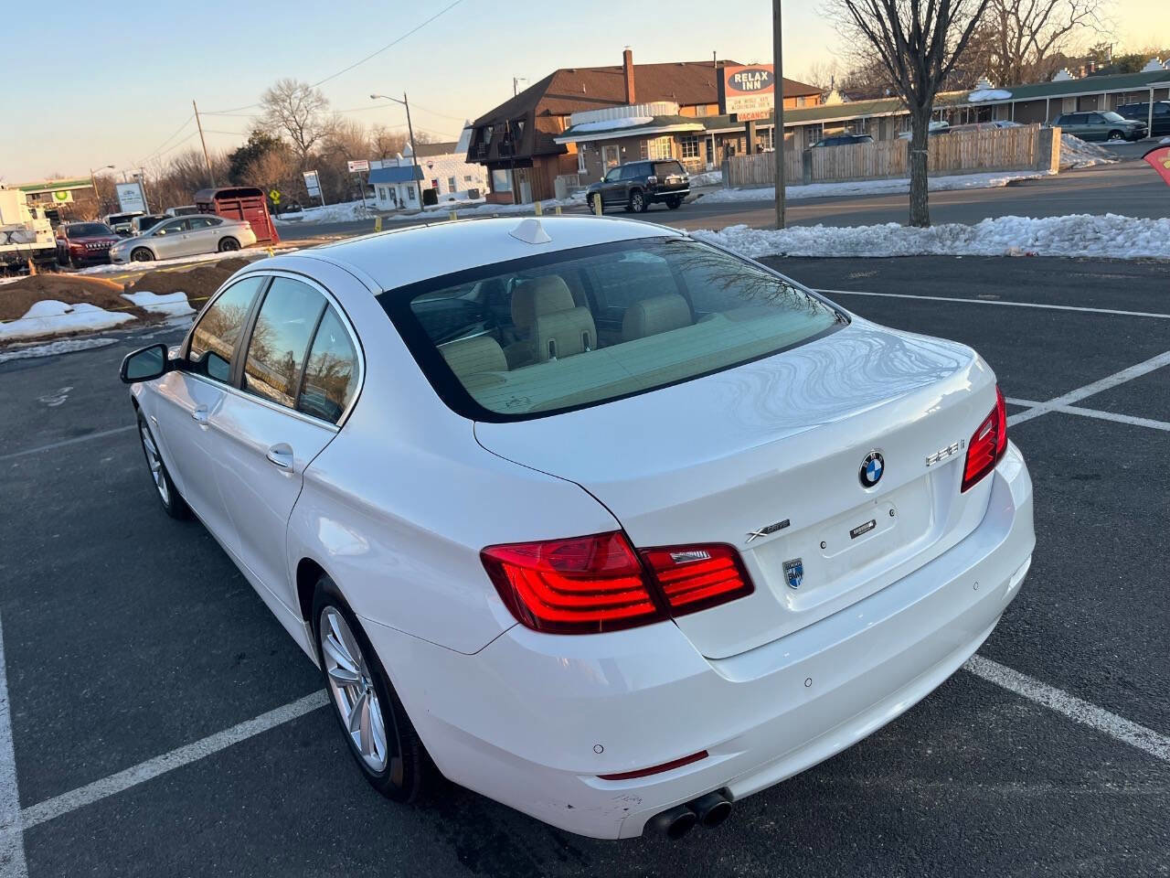 Used 2014 BMW 528i xDrive Sedan AWD/4WD image 16