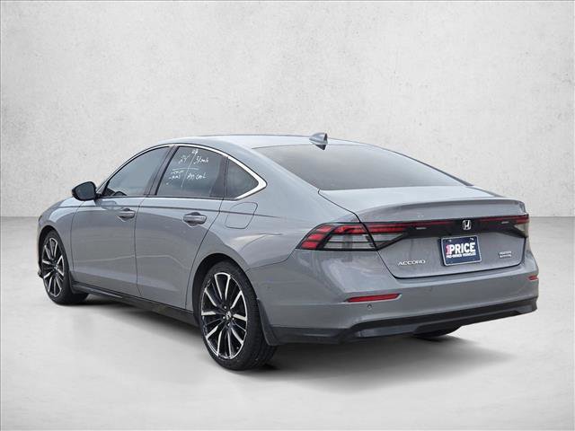 Used 2024 Honda Accord Touring image 7