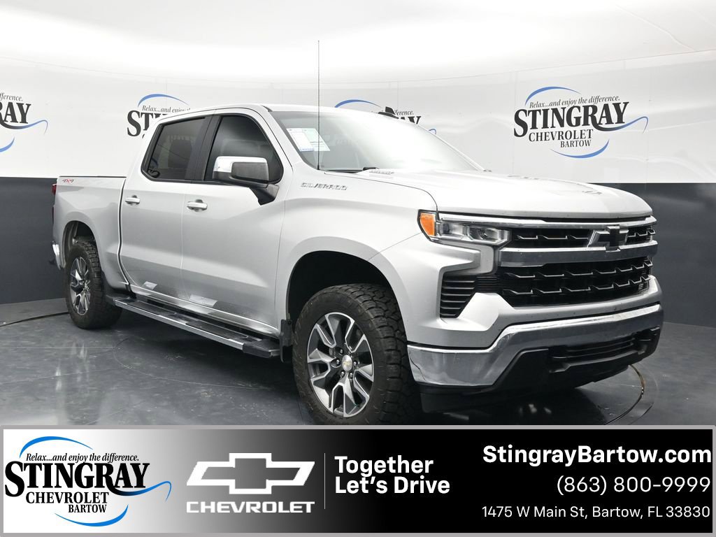 Used 2022 Chevrolet Silverado 1500 LT AWD/4WD image 1