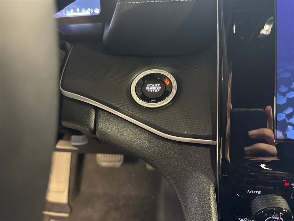 New 2025 Jeep Grand Cherokee 4WD image 29