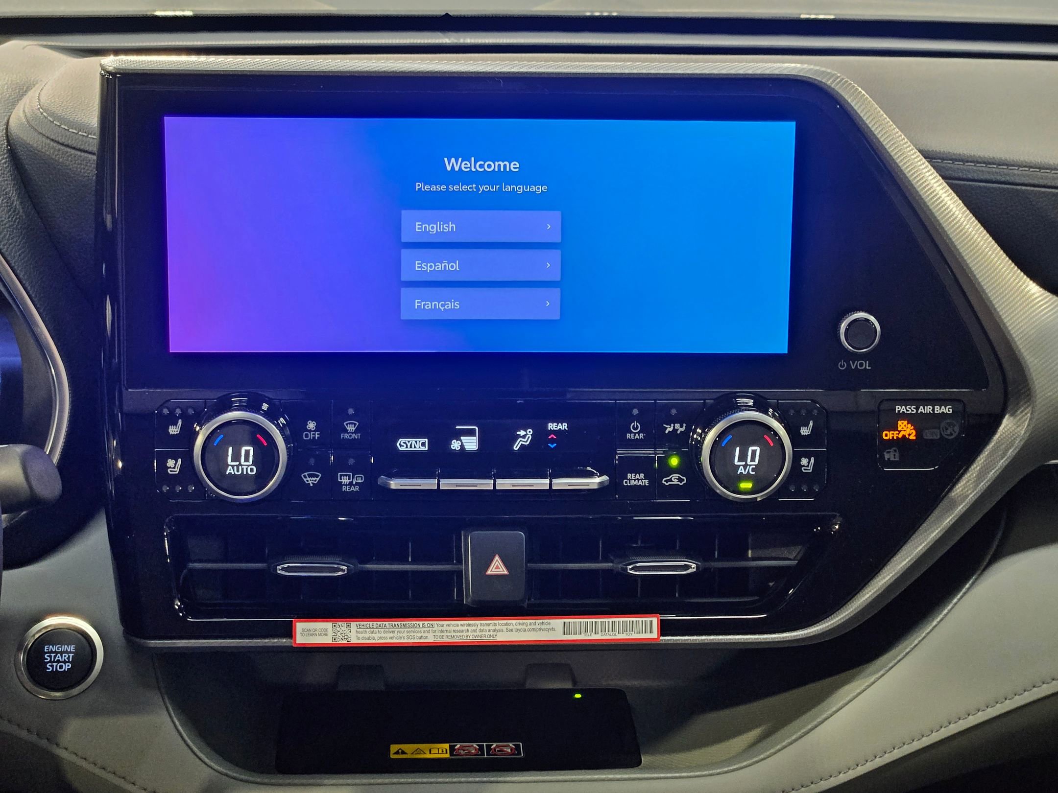 New 2026 Toyota Highlander Platinum AWD/4WD image 17