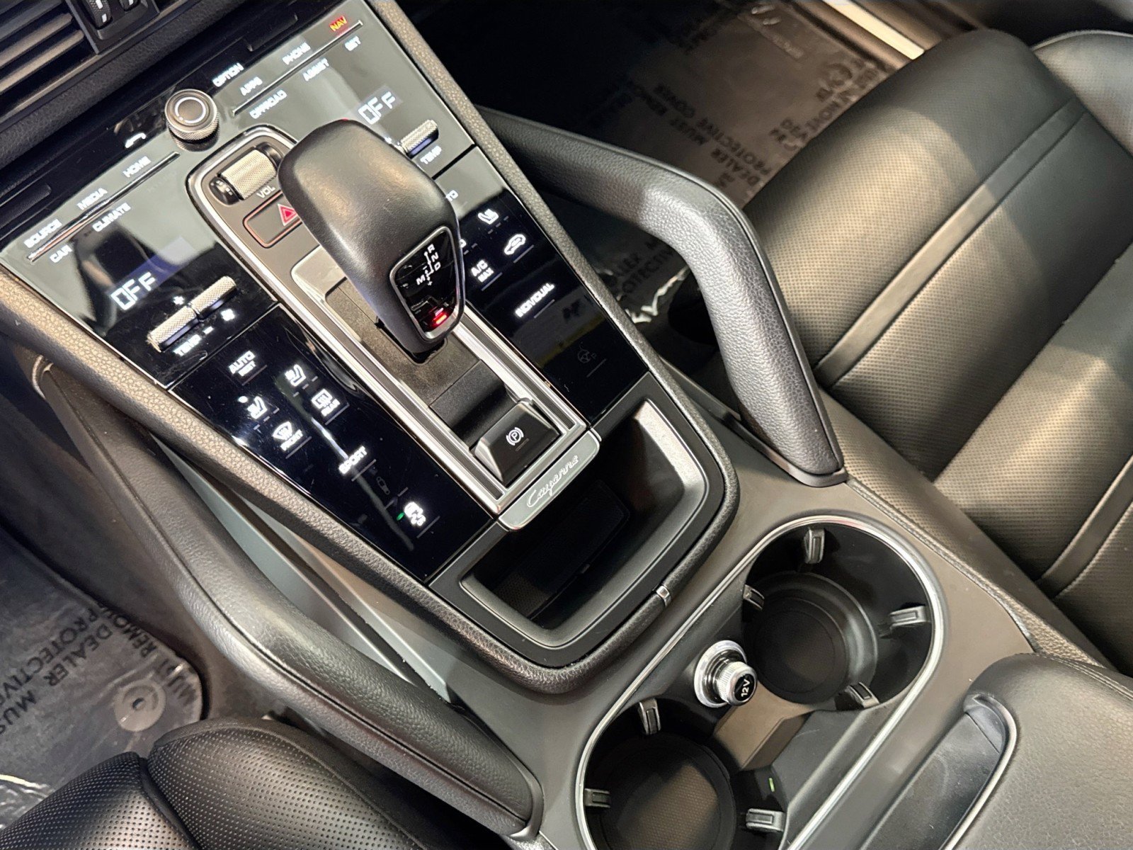 Used 2019 Porsche Cayenne image 22