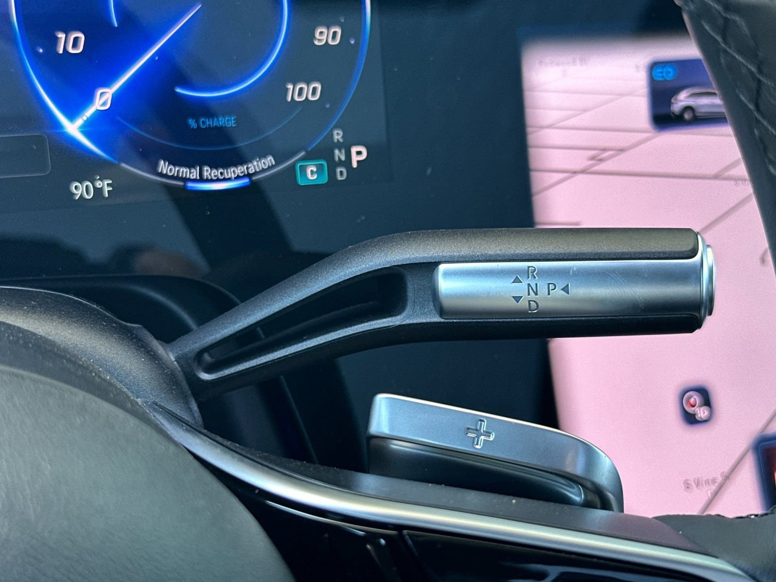 New 2026 Mercedes-Benz EQS 550 4MATIC SUV image 24