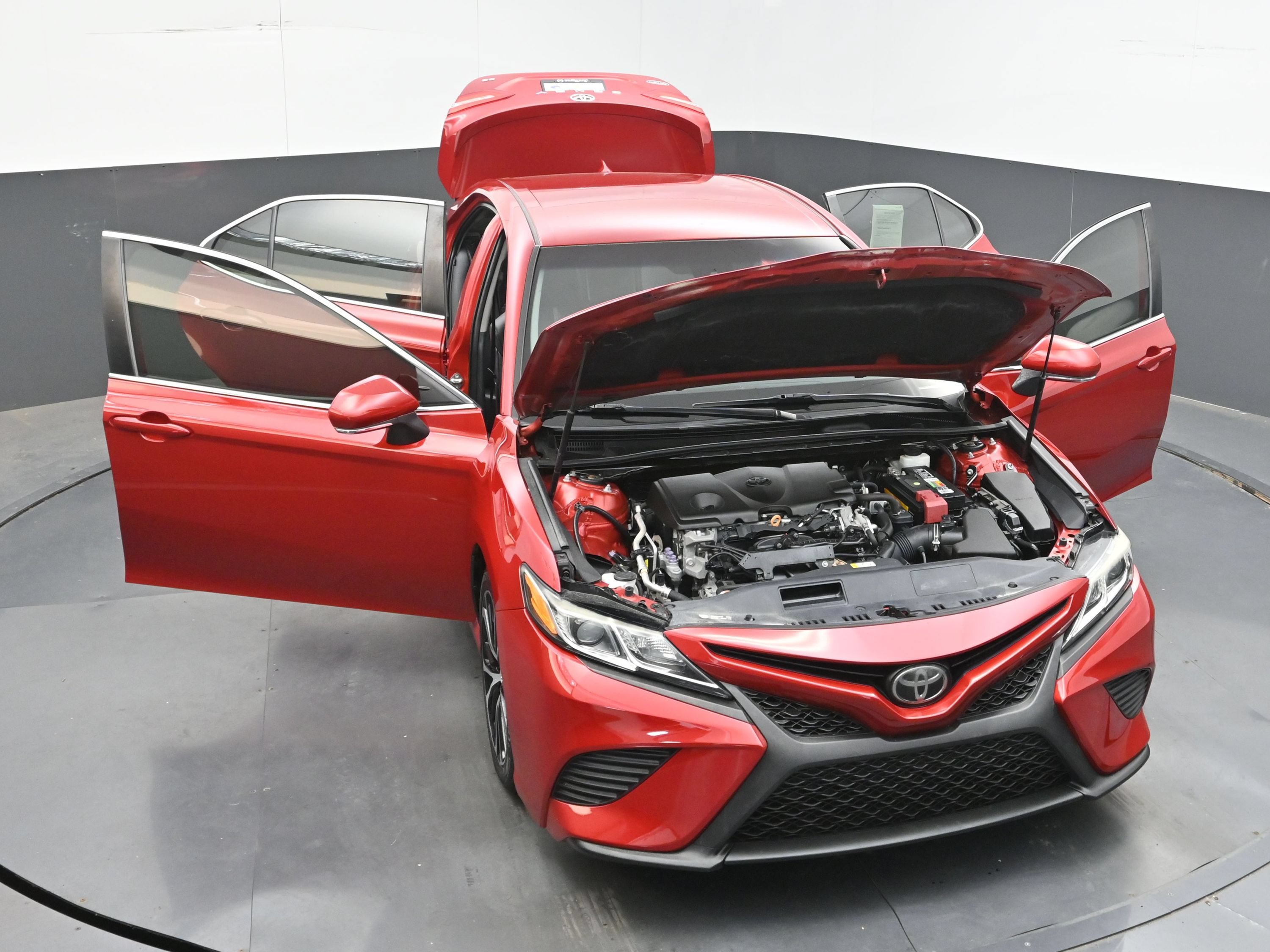 Used 2019 Toyota Camry SE w/ Convenience Package FWD image 38