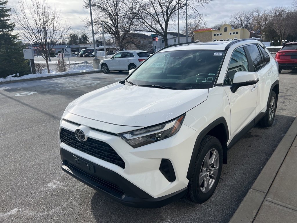 Used 2024 Toyota RAV4 XLE image 46