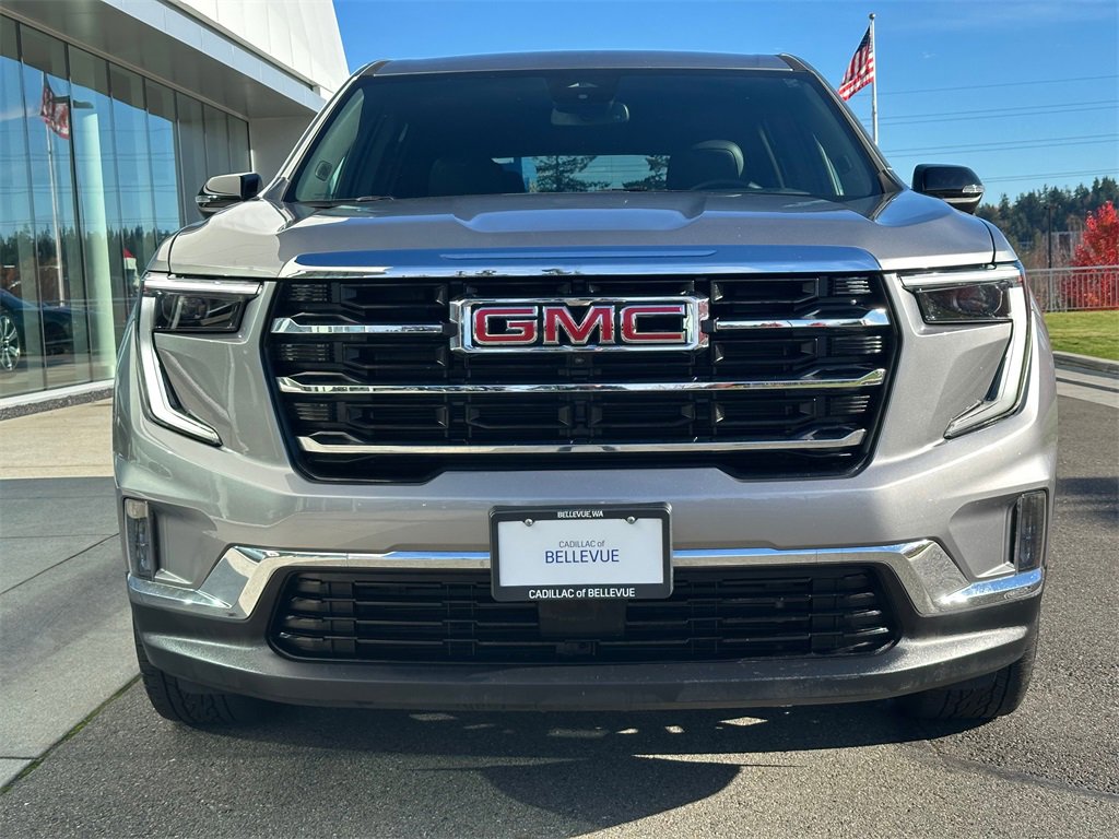 Used 2024 GMC Acadia Elevation image 8