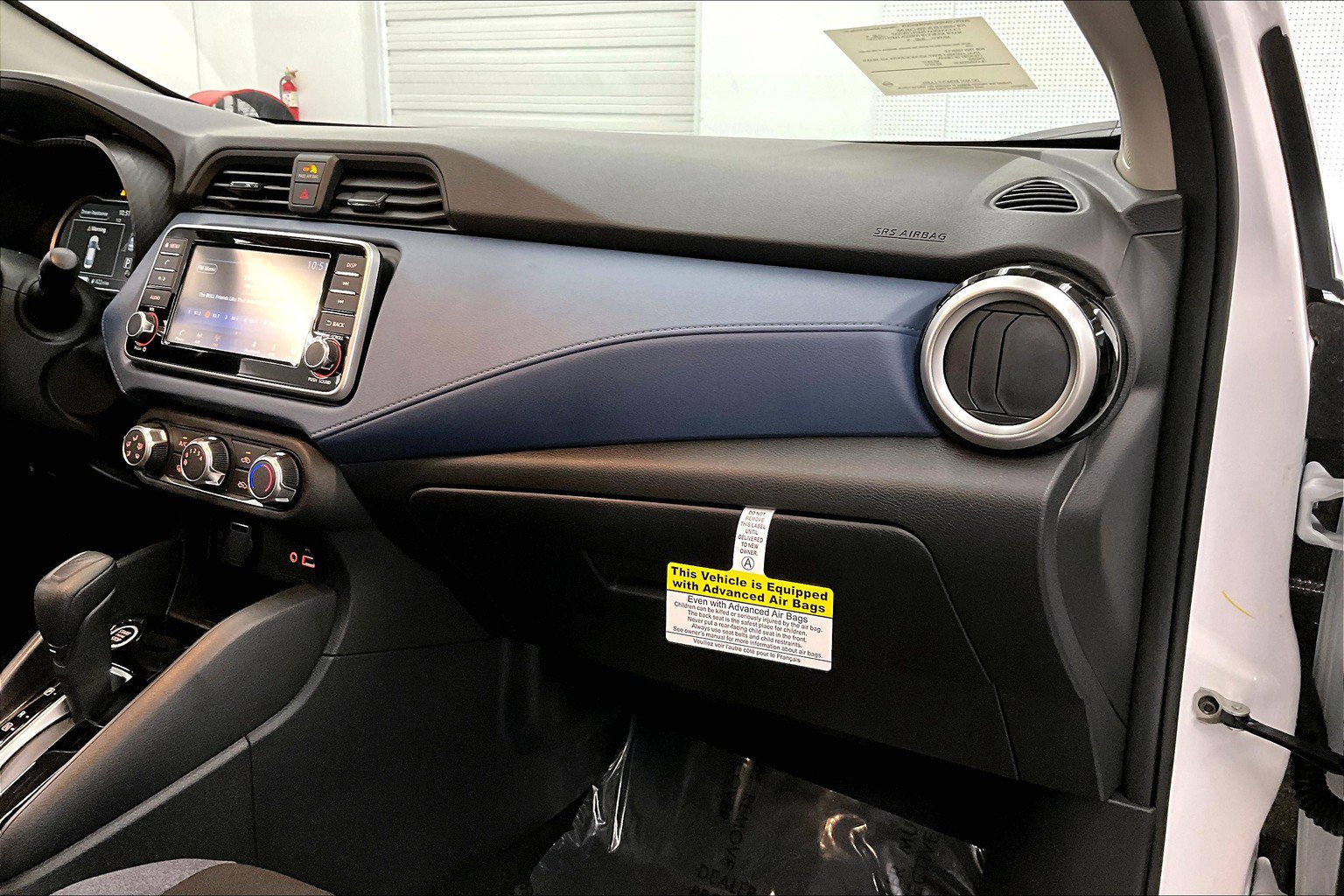 New 2025 Nissan Versa SV w/ Trunk Package FWD image 69