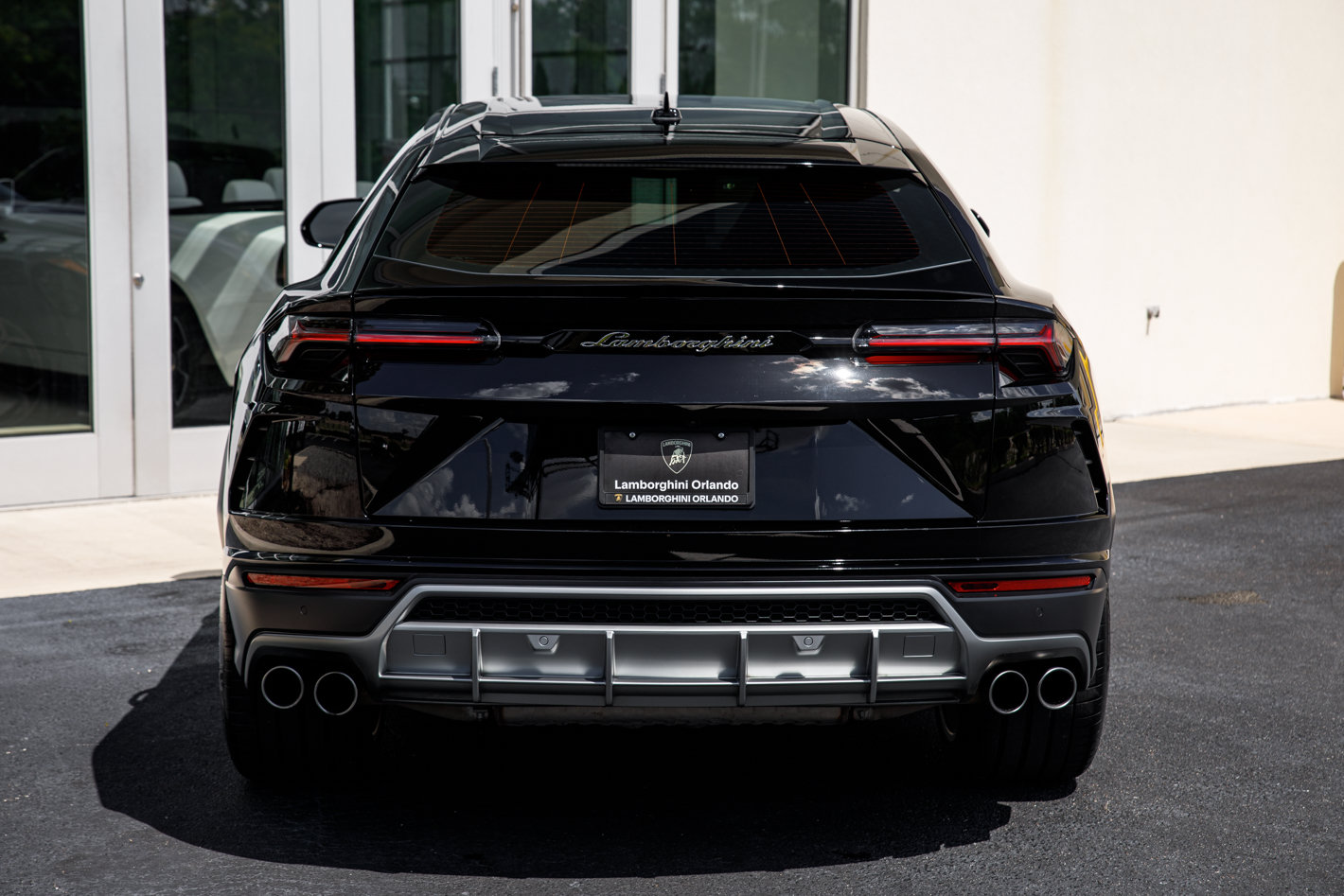 Used 2022 Lamborghini Urus AWD/4WD image 13