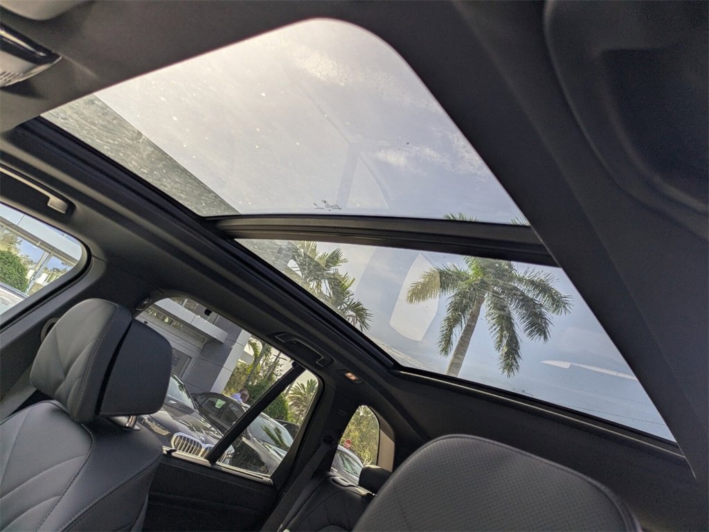 New 2026 BMW X5 sDrive40i w/ M Sport Package image 6