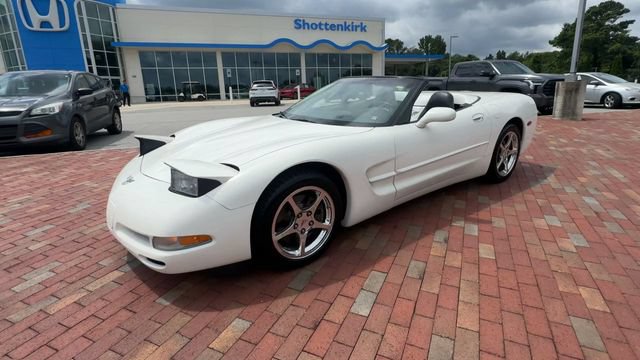 Used 2003 Chevrolet Corvette Convertible RWD image 7