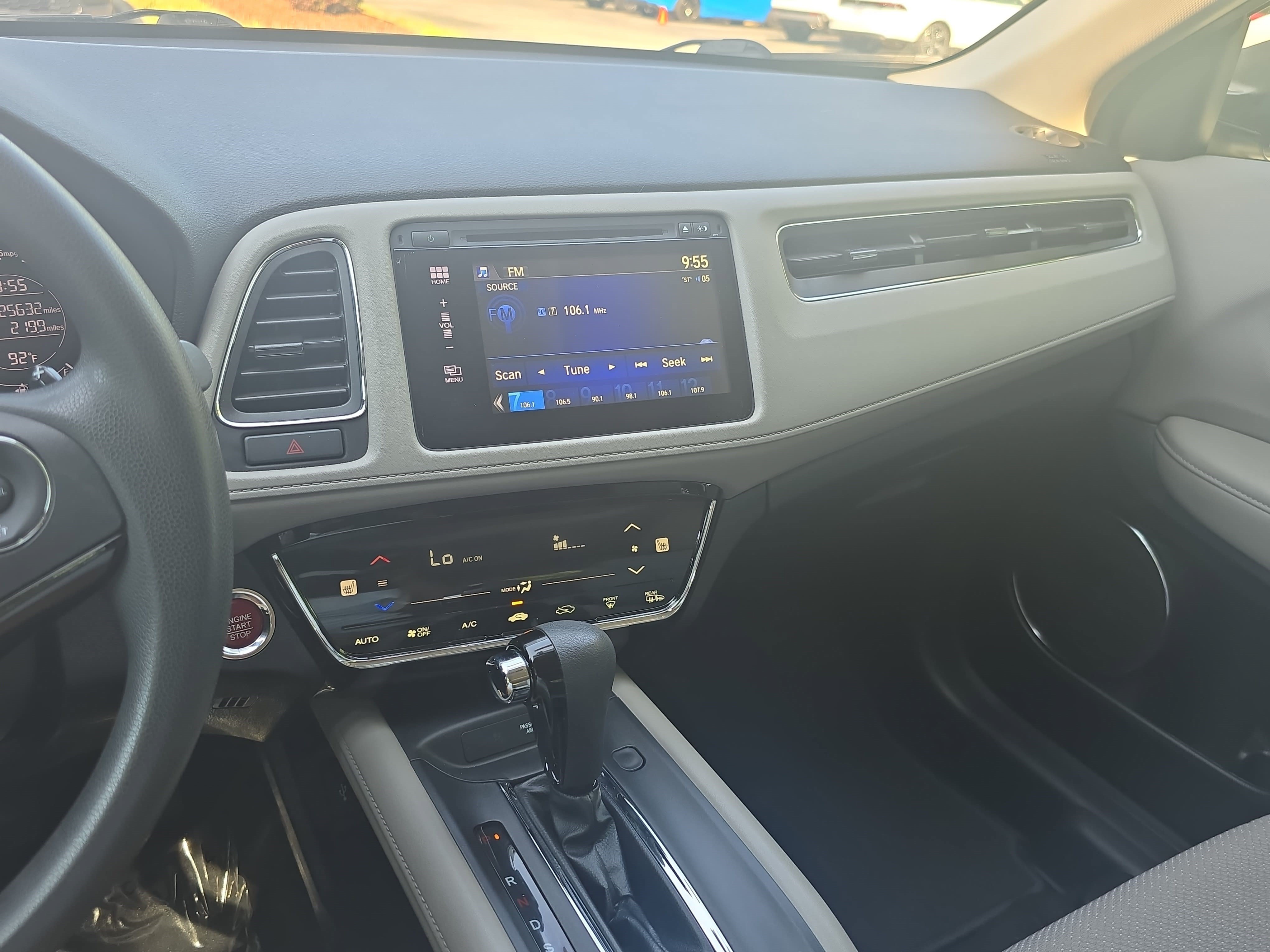 Used 2017 Honda HR-V EX image 20