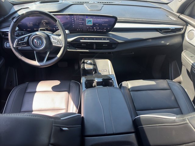 Used 2025 Buick Enclave Avenir w/ Super Cruise Package image 18