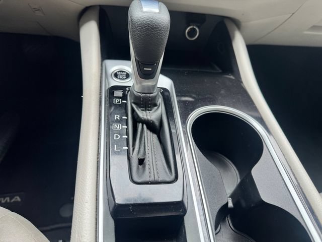 Used 2021 Nissan Altima 2.5 SV FWD image 11
