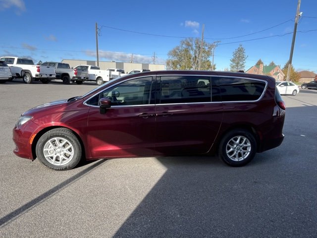 Used 2018 Chrysler Pacifica LX image 14