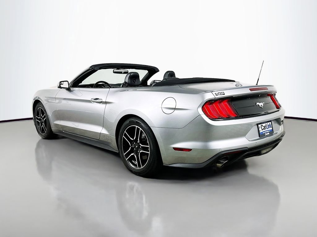 Used 2020 Ford Mustang Premium RWD image 5