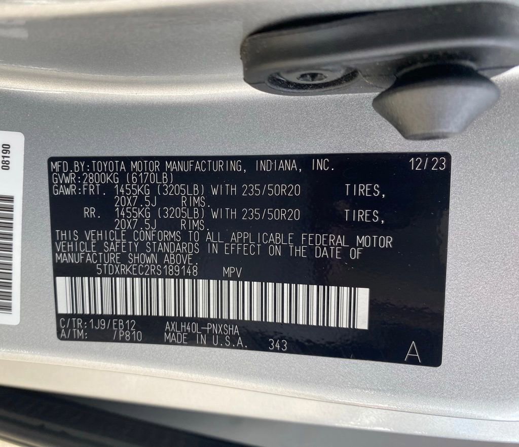 Used 2024 Toyota Sienna XSE image 21