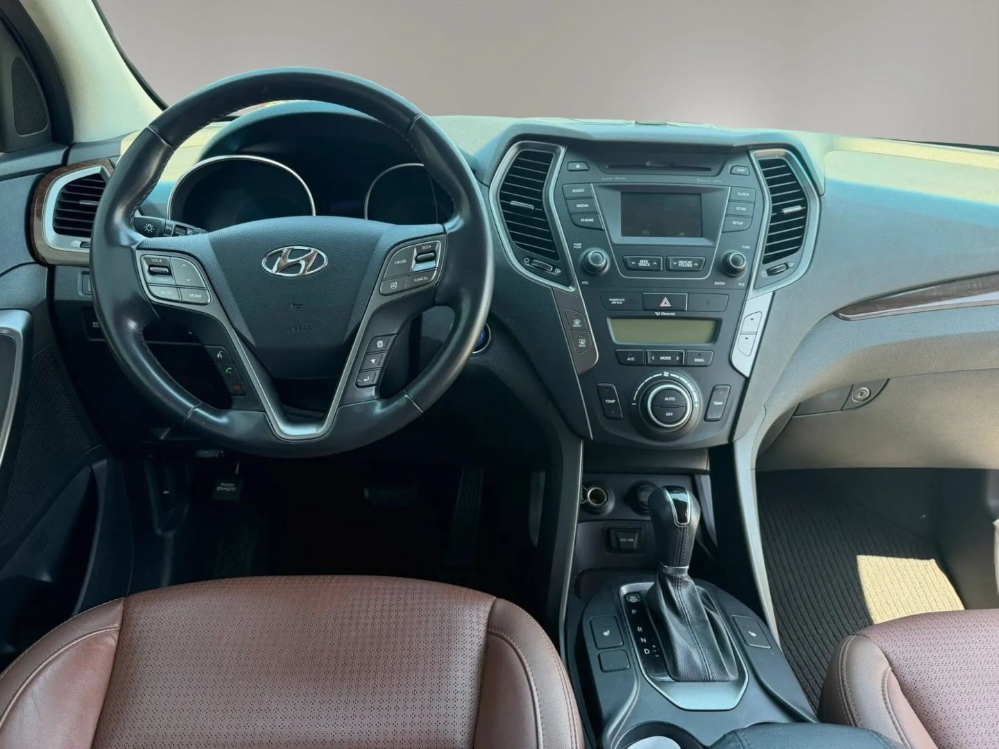 Used 2014 Hyundai Santa Fe Sport 2.0T FWD image 19