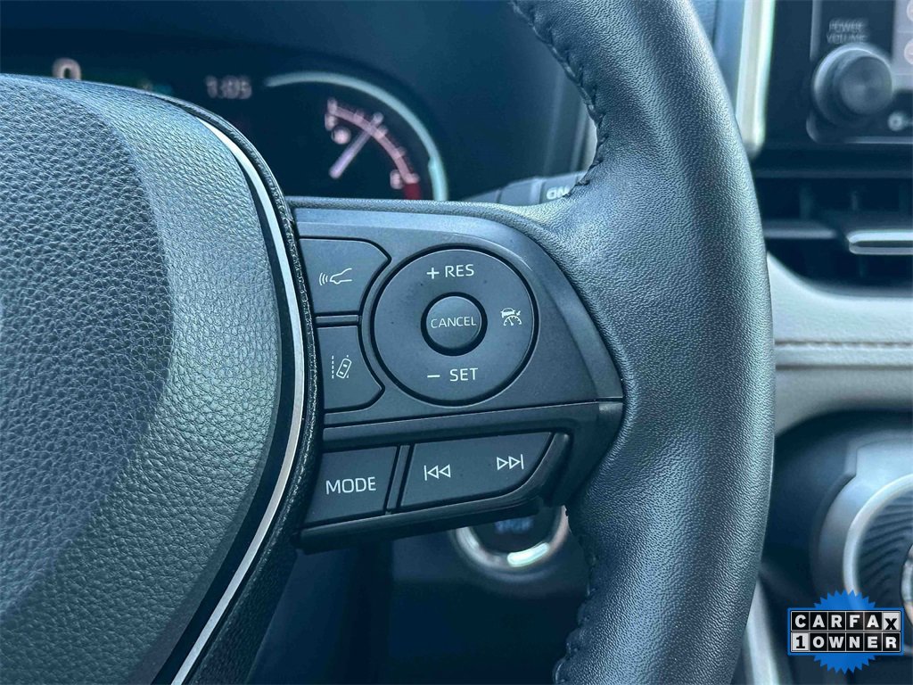 Used 2021 Toyota RAV4 Limited image 27