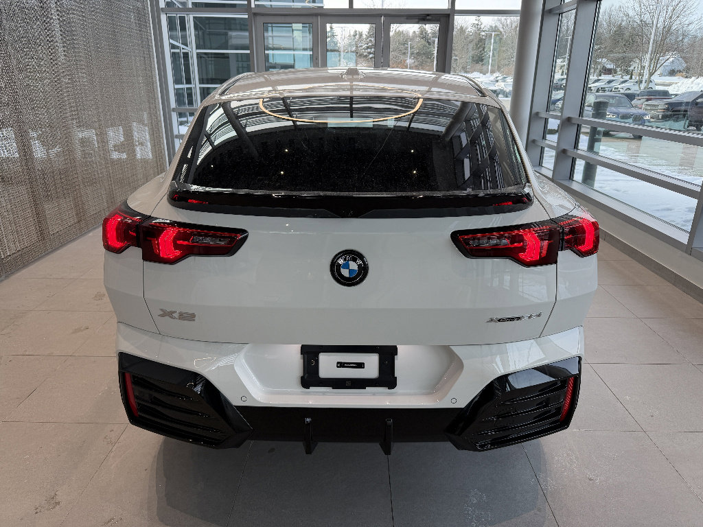 New 2026 BMW X2 xDrive28i w/ Technology Package AWD/4WD image 5