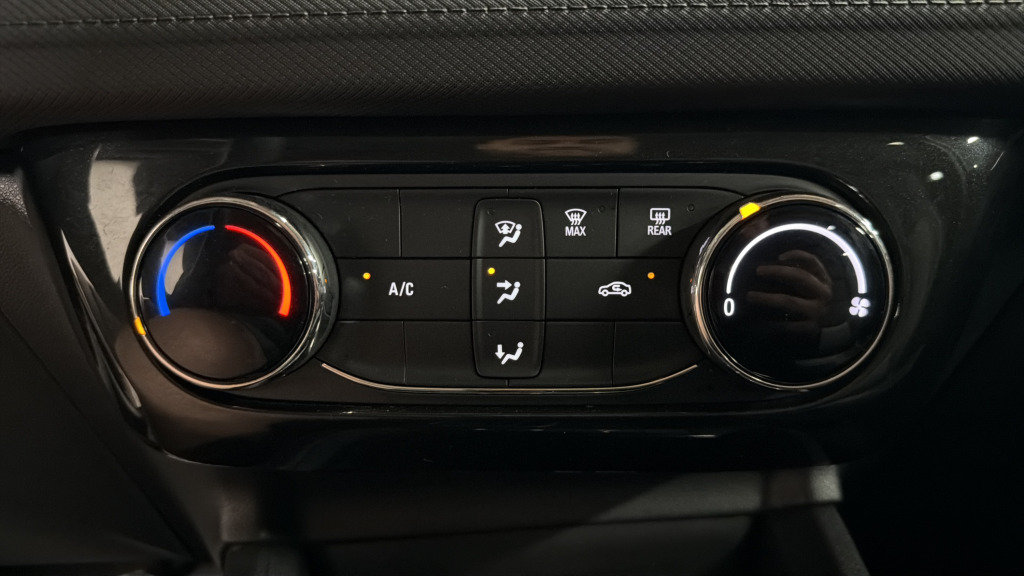 Used 2025 Chevrolet TrailBlazer LT FWD image 27