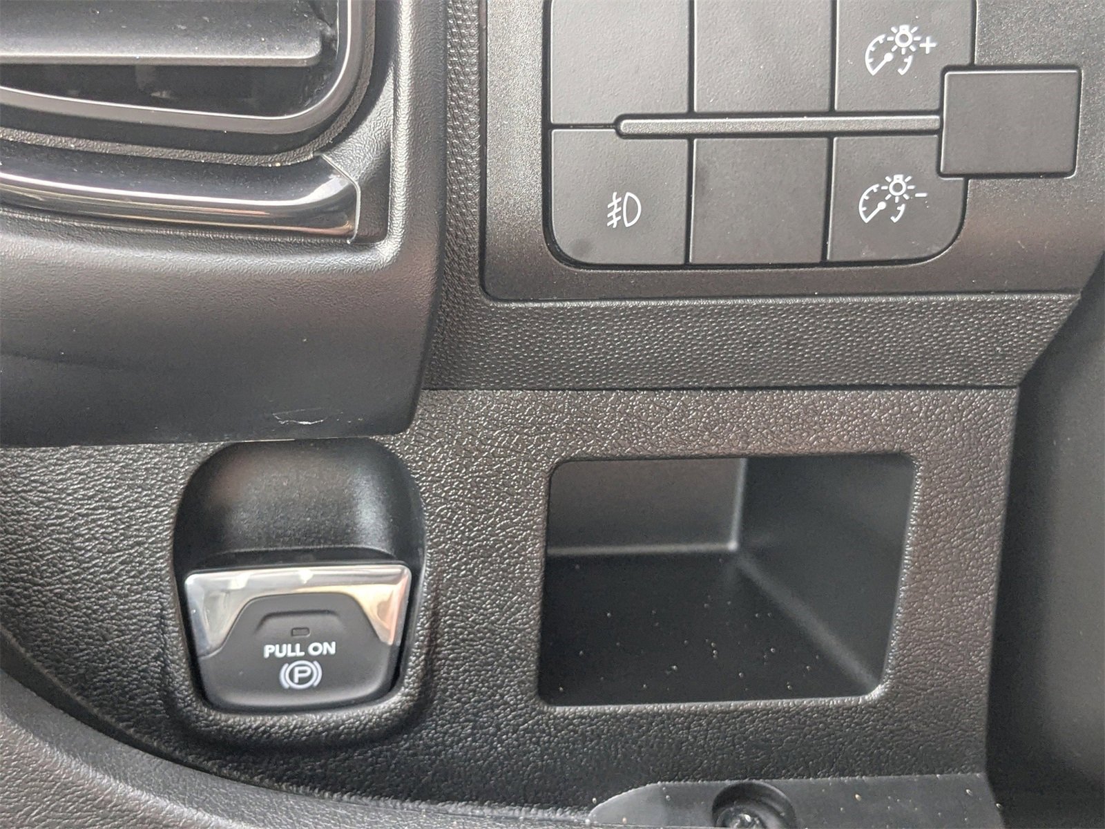 Used 2025 RAM ProMaster 3500 w/ Convenience Group image 23