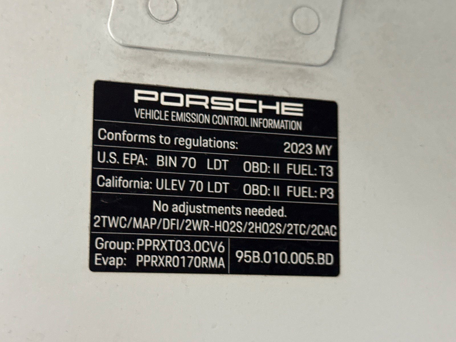 Used 2023 Porsche Macan S AWD/4WD image 31