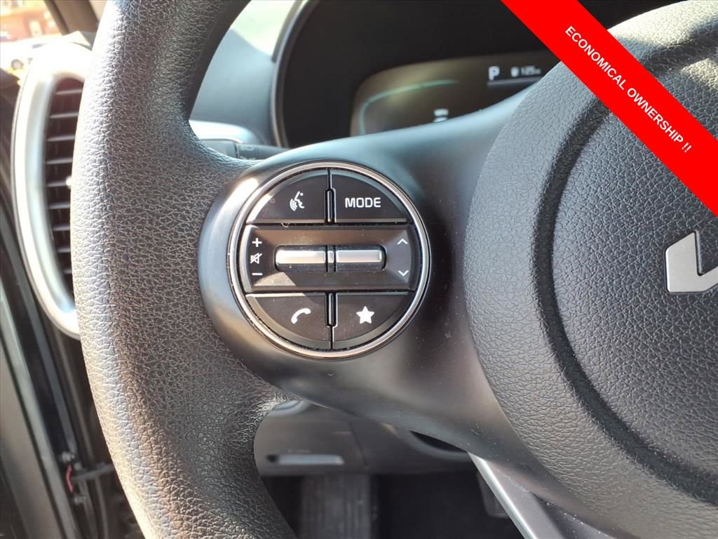 Used 2023 Kia Soul LX w/ Option Group 015 image 21