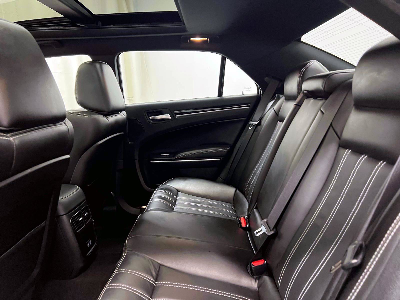 Used 2023 Chrysler 300 S w/ Safetytec Plus Group RWD image 11