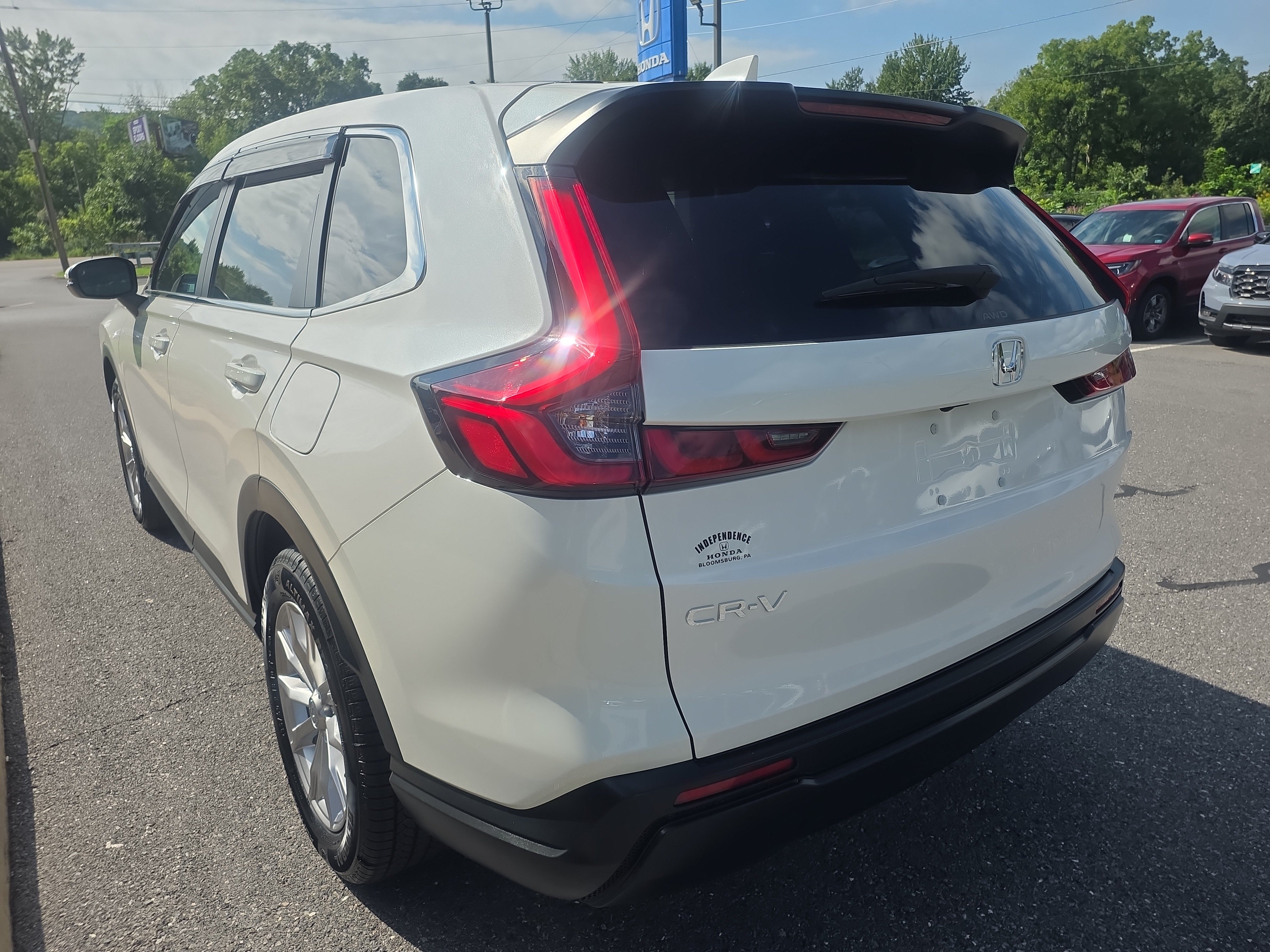Used 2024 Honda CR-V EX image 7