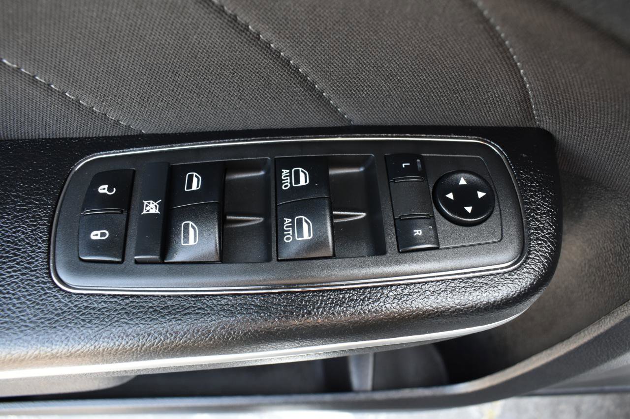 Used 2021 Dodge Charger R/T RWD image 38