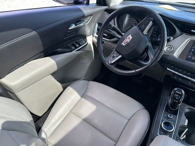 Used 2023 Cadillac XT4 Premium Luxury AWD/4WD image 25