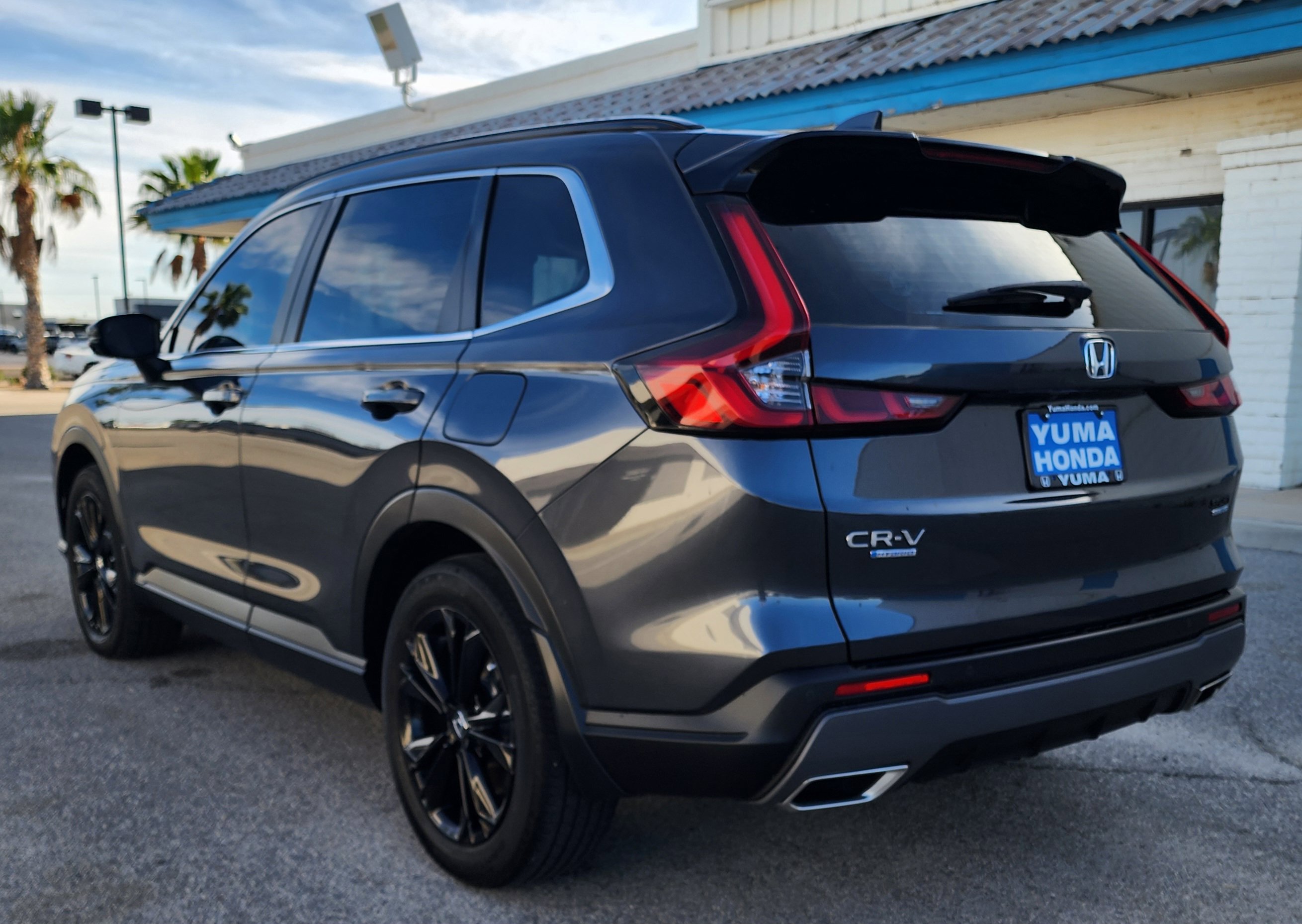 Used 2024 Honda CR-V Sport Touring image 7