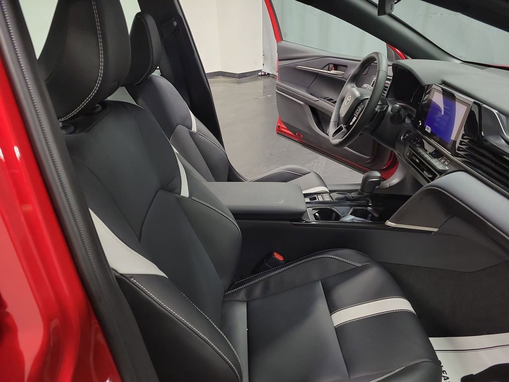Used 2026 Toyota Camry SE image 24